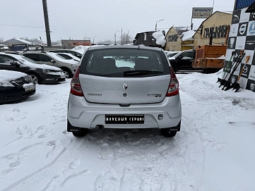 Renault Sandero, 2014г, передний привод, механика