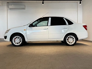 Lada (ВАЗ) Granta, 2015г, передний привод, механика