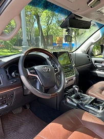 Toyota Land Cruiser, 2015г, полный привод, автомат