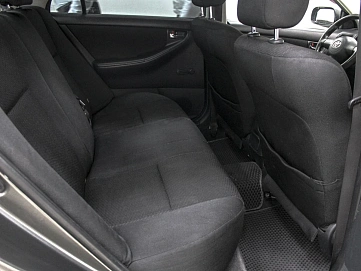 Toyota Corolla, 2004г, передний привод, механика