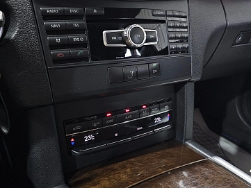 Mercedes-Benz E-Класс, 2012г, задний привод, автомат