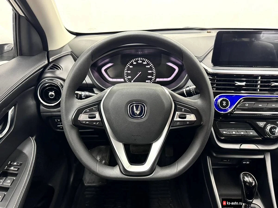 Changan Alsvin, 2023г., передний привод, робот