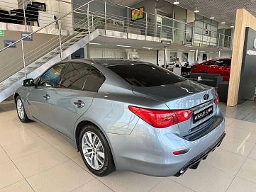 Infiniti Q50, 2016г, задний привод, автомат