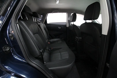 Nissan Qashqai, 2012г, передний привод, вариатор
