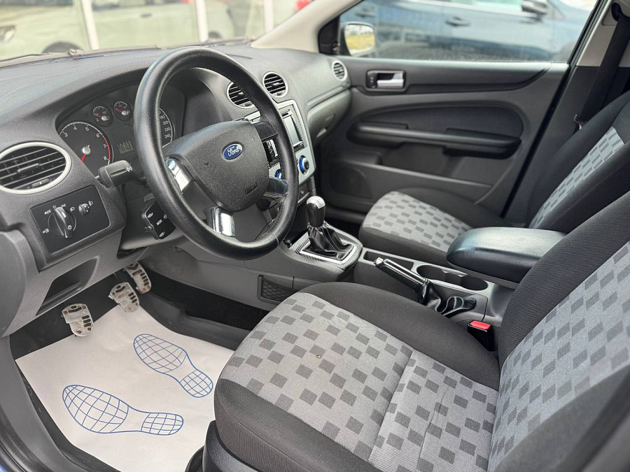 Ford Focus, 2006г., передний привод, механика