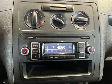 Volkswagen Caddy, 2012г, передний привод, механика