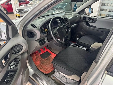 Hyundai Santa Fe, 2005г, полный привод, механика