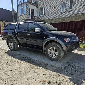 Mitsubishi L200, 2010г, полный привод, автомат