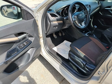 Lada (ВАЗ) Vesta, 2017г, передний привод, механика