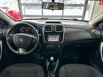 Renault Sandero, 2017г, передний привод, механика