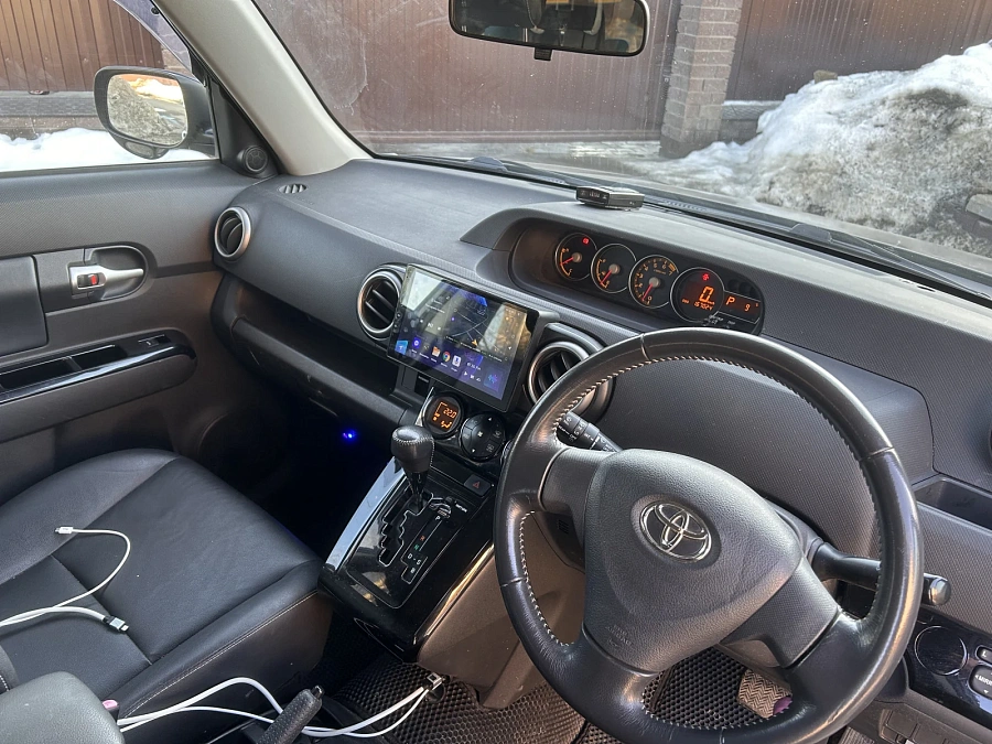 Toyota Corolla Rumion, 2011г., передний привод, вариатор