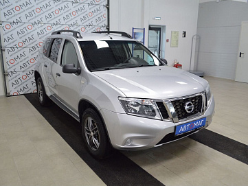 Nissan Terrano, 2015г, передний привод, автомат