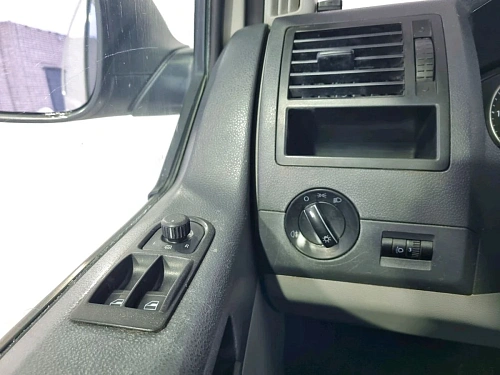 Volkswagen Transporter, 2010г, передний привод, механика
