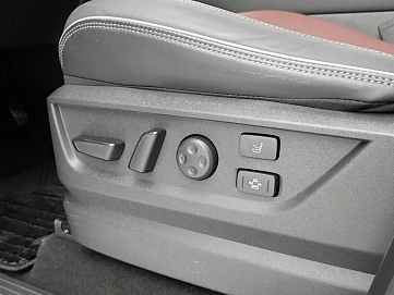 Infiniti QX80, 2025г, полный привод, автомат