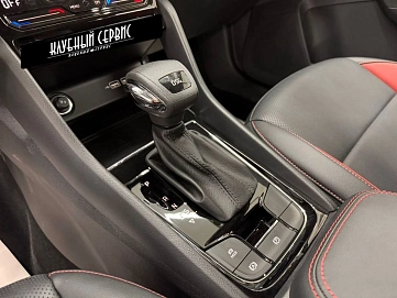 Skoda Karoq, 2025г, передний привод, робот