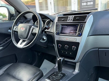 Geely Emgrand X7, 2015г, передний привод, автомат