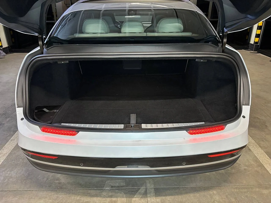 Lucid Air, 2022г., полный привод, автомат