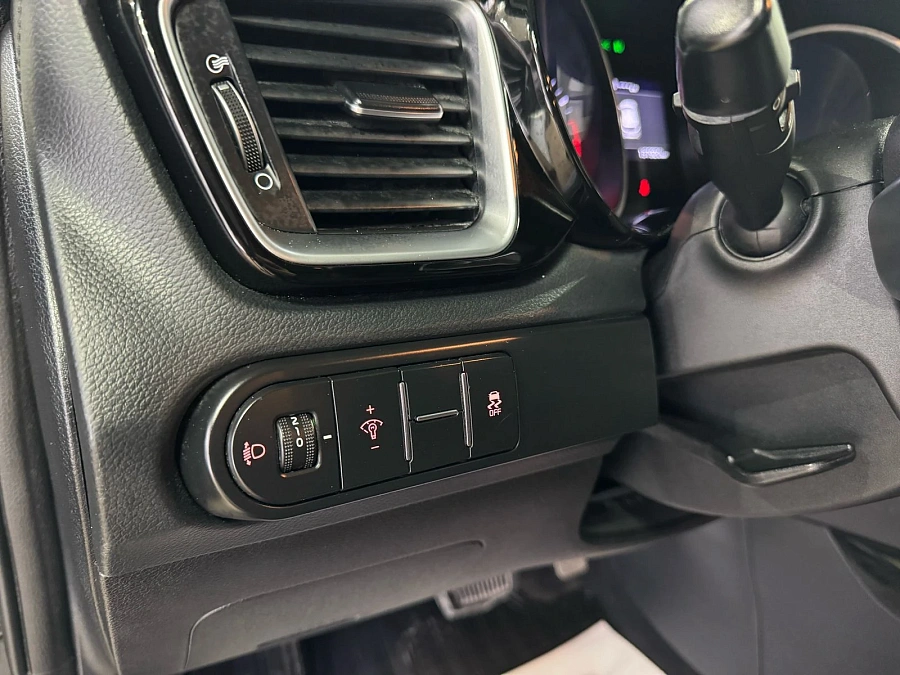 Kia Ceed, 2018г., передний привод, робот
