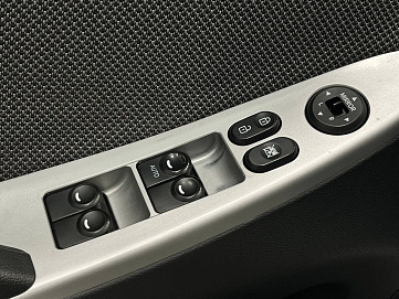 Hyundai Solaris, 2013г, передний привод, автомат