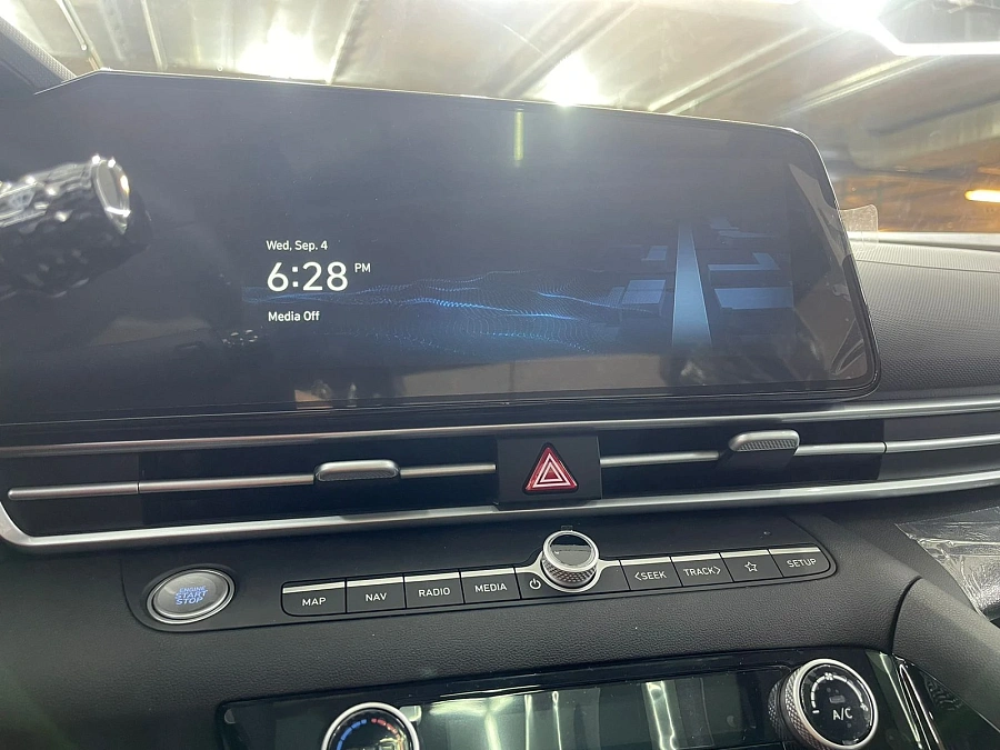 Hyundai Elantra, 2025г., передний привод, вариатор