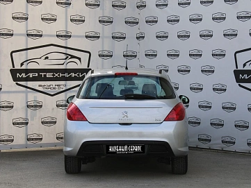 Peugeot 308, 2012г, передний привод, автомат