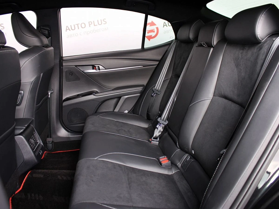 Toyota Camry, 2026г., передний привод, вариатор