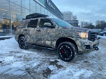 Toyota Sequoia, 2010г, полный привод, автомат