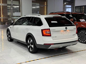 Skoda Octavia, 2017г, передний привод, робот