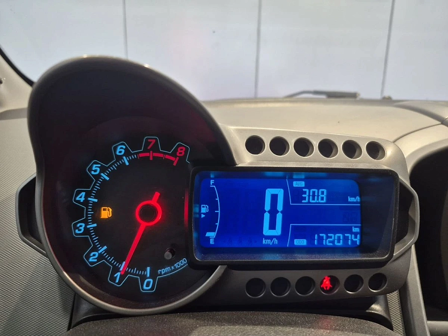 Chevrolet Aveo, 2013г., передний привод, механика