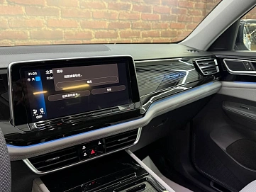 Volkswagen , 2025г., полный привод, робот