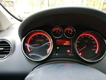 Peugeot 308, 2008г, передний привод, механика