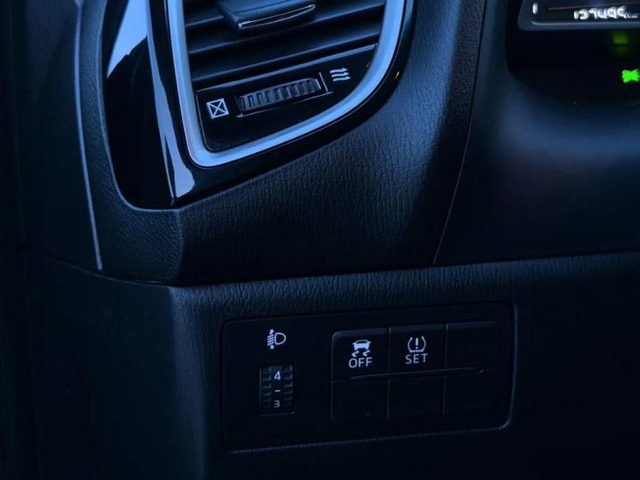 Mazda 3, 2014г., передний привод, механика