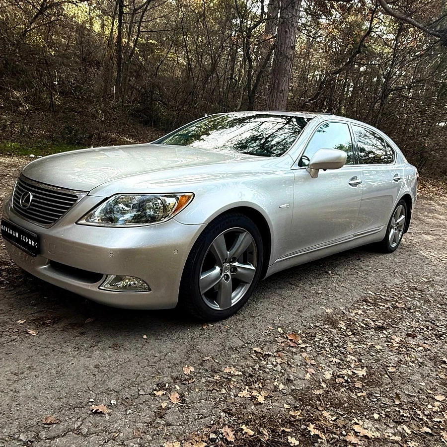 Lexus LS, 2007г., задний привод, автомат
