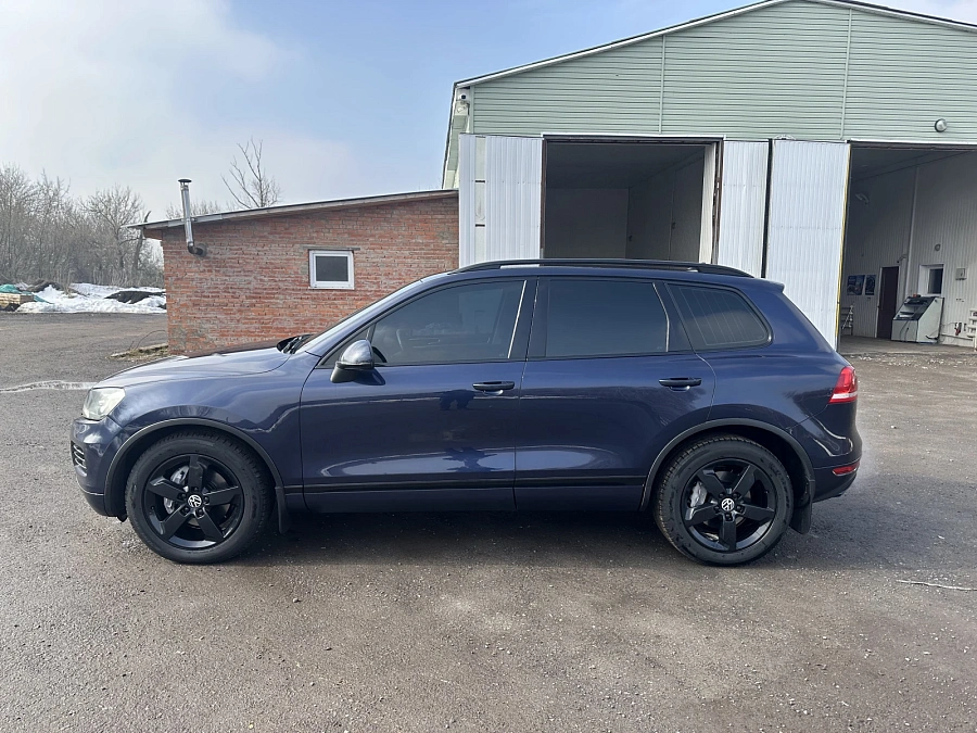 Volkswagen Touareg, 2011г., полный привод, автомат