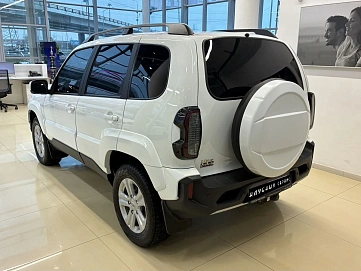 Lada (ВАЗ) Niva Travel, 2022г, полный привод, механика