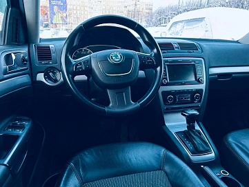 Skoda Octavia, 2012г, передний привод, автомат