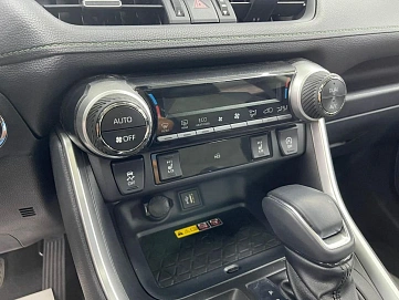 Toyota RAV4, 2025г, полный привод, вариатор