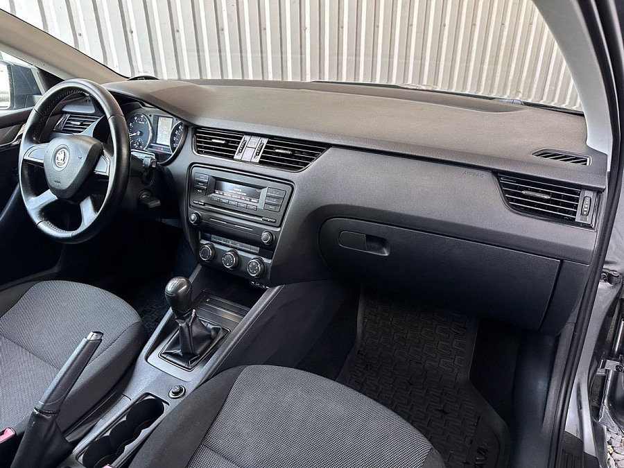 Skoda Octavia, 2013г., передний привод, механика