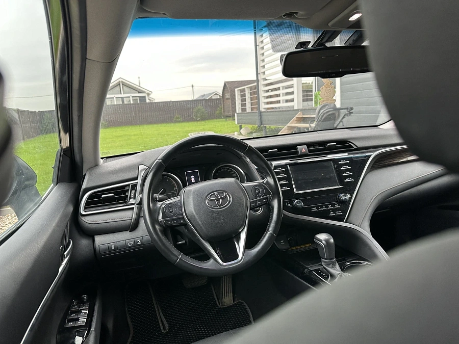 Toyota Camry, 2019г., передний привод, автомат