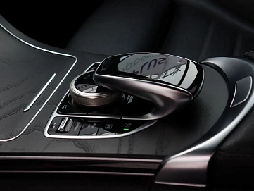 Mercedes-Benz , 2018г., полный привод, автомат