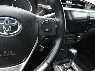 Toyota Corolla, 2013г, передний привод, вариатор