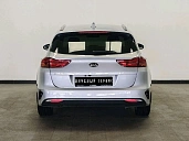 Kia Ceed, 2020г., передний привод, автомат