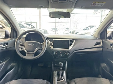 Hyundai Solaris, 2021г., передний привод, автомат