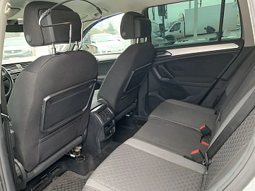Volkswagen Tiguan, 2018г, передний привод, робот
