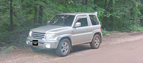 Mitsubishi Pajero iO, 2001г, полный привод, автомат