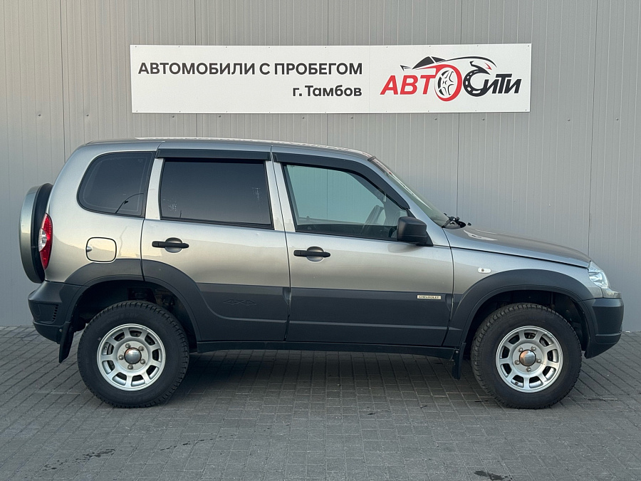 Chevrolet Niva, 2016г., полный привод, механика