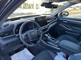 Toyota Highlander, 2026г, полный привод, автомат