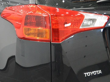Toyota RAV4, 2014г., полный привод, вариатор