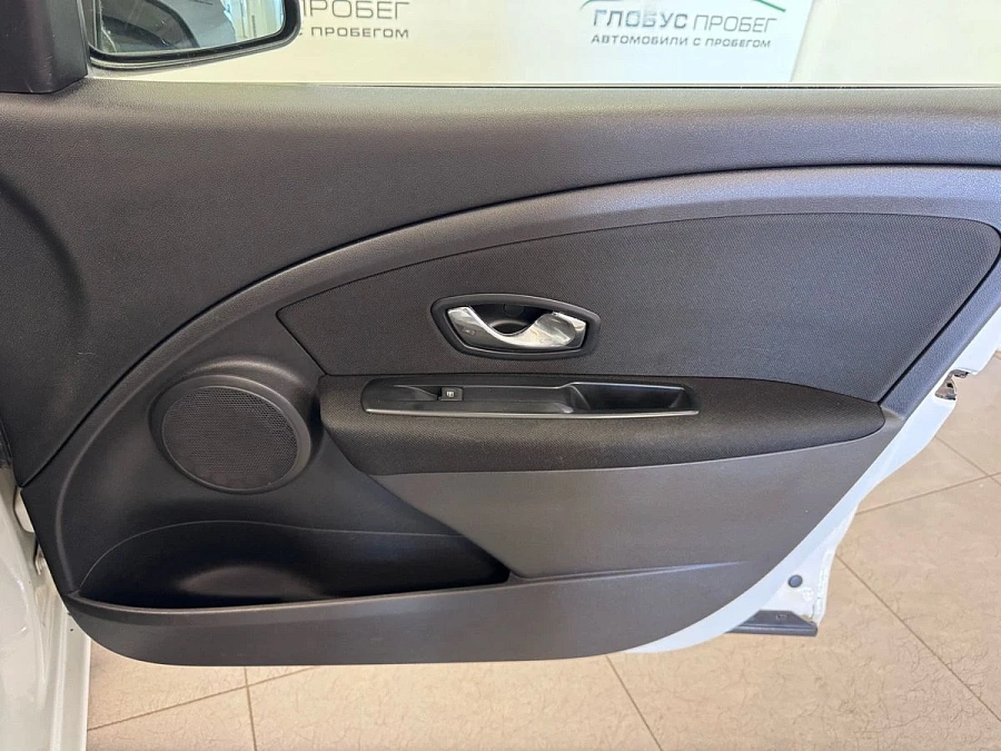 Renault Fluence, 2014г., передний привод, механика