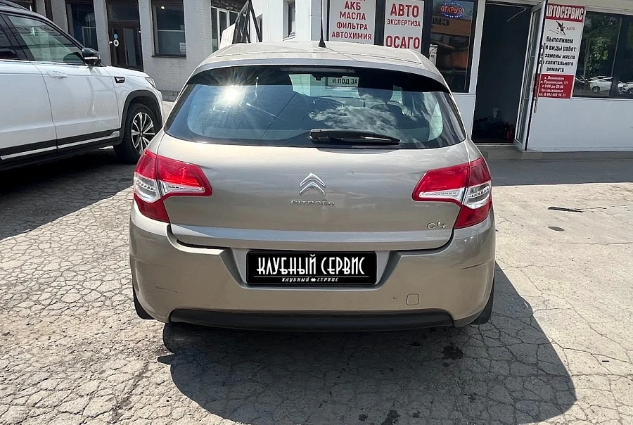 Citroen C4, 2012г., передний привод, механика